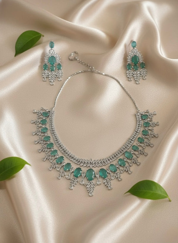 Lustre AD Necklace (Mint Green)