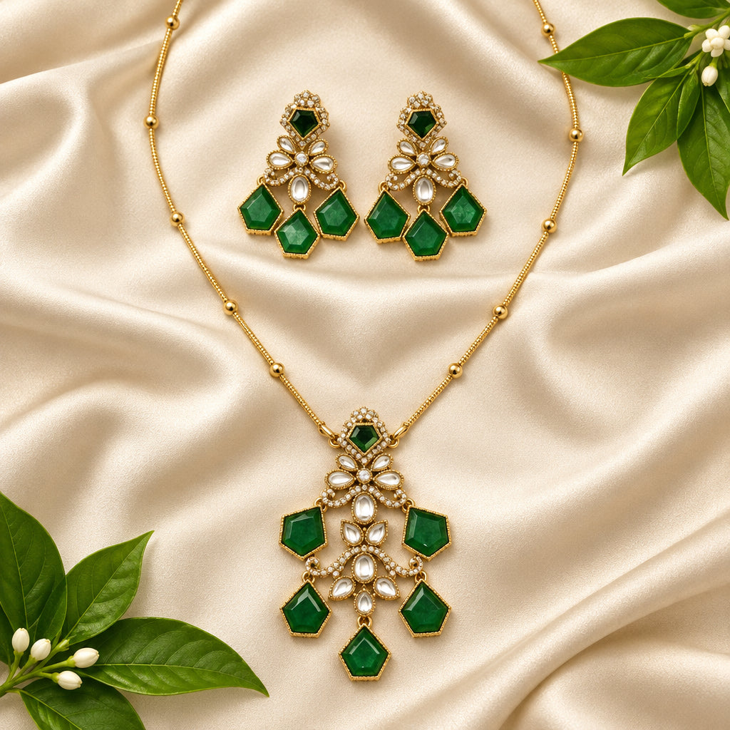 Aarshiya Chain Kundan Necklace (Green)