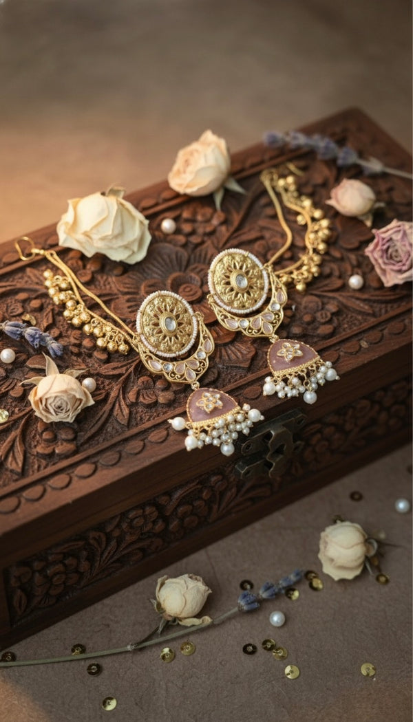 Noor Chain Earrings (Pink)