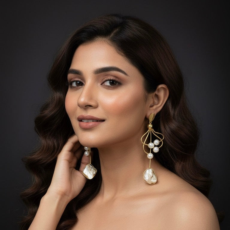 Pearl Hasli Earrings