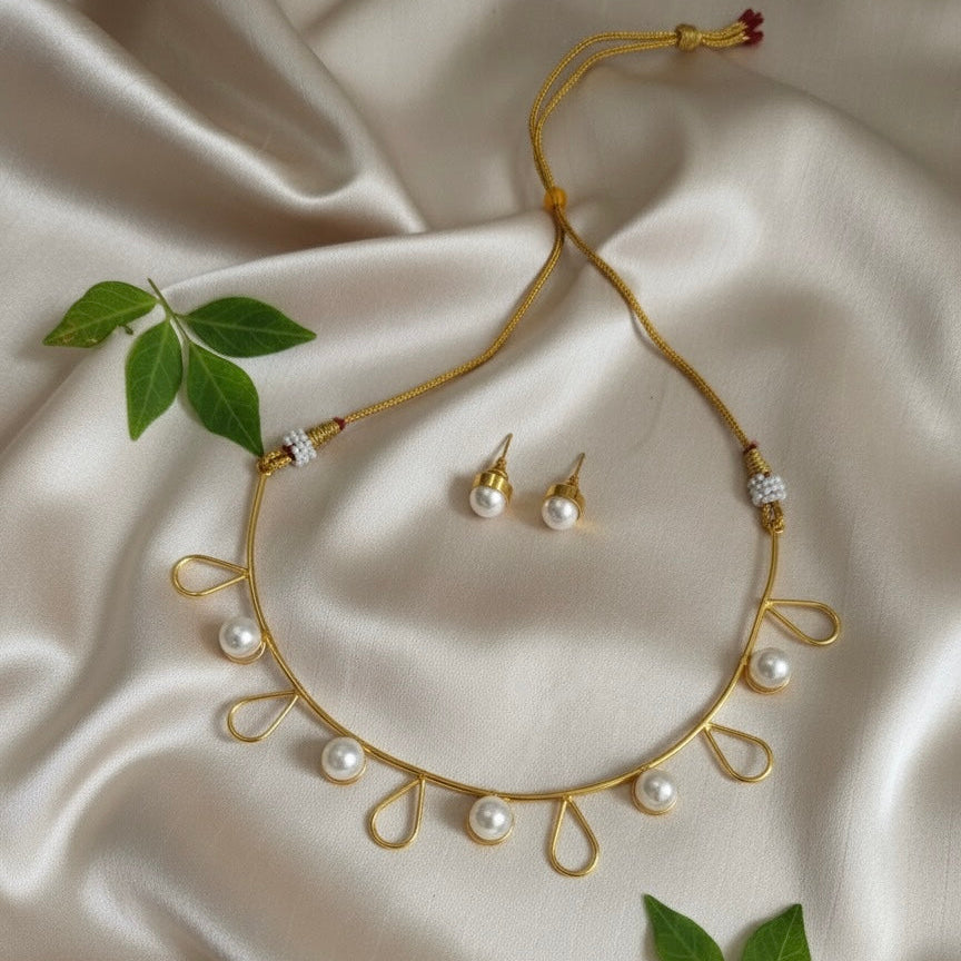 Muse Hasli Necklace