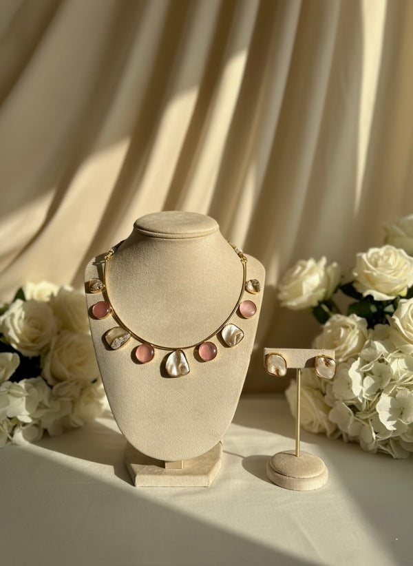 Eira Hasli Necklace (Pink)