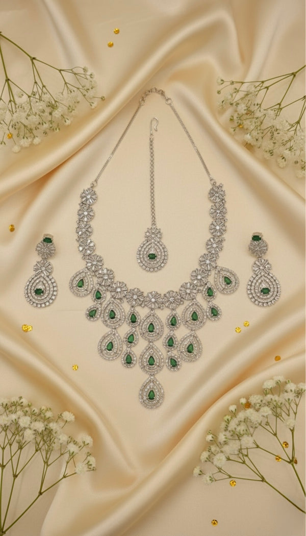Royal Bloosom AD Necklace (Green)
