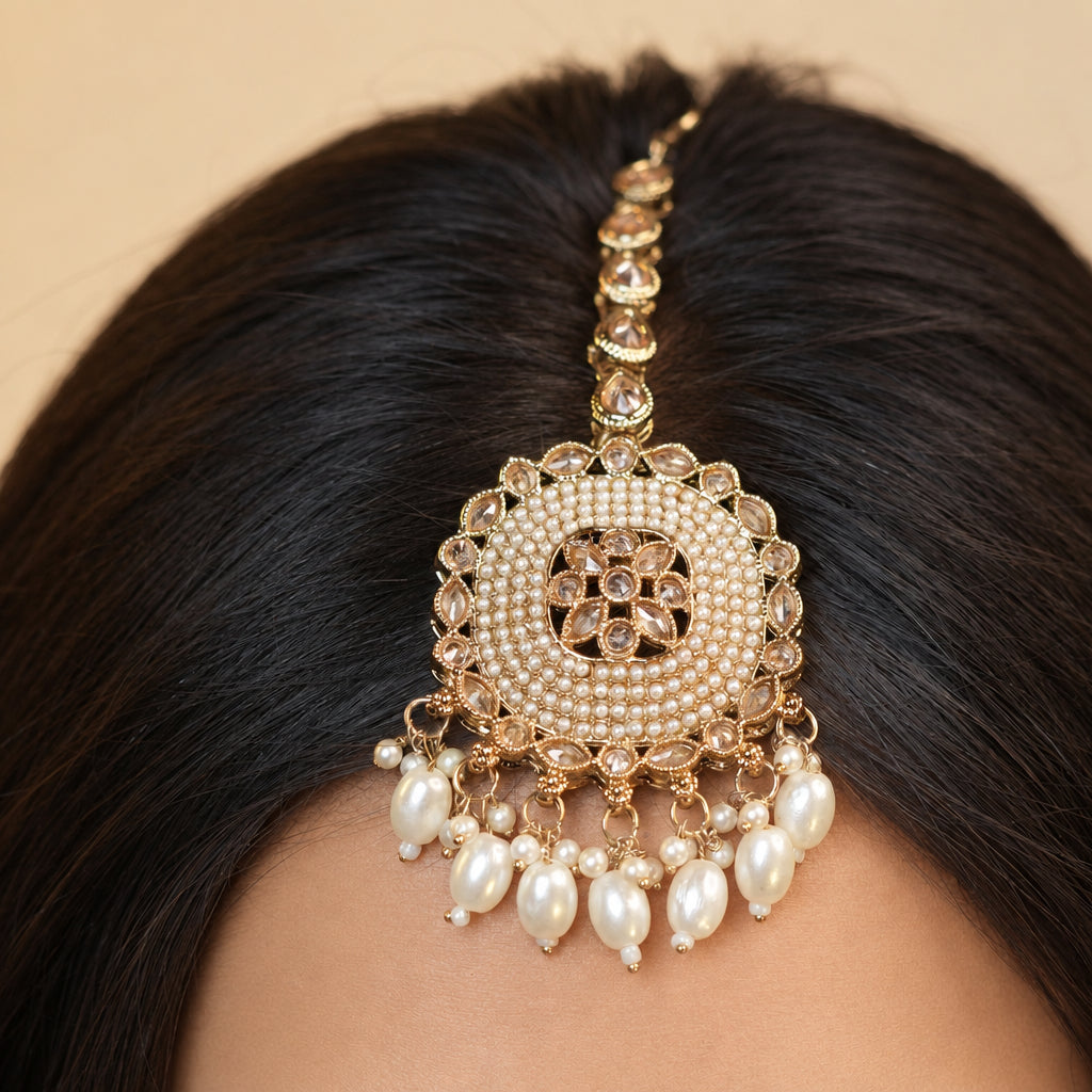 Maira Golden Chain Earrings