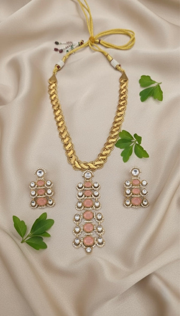 Noorvi AD Necklace (Peach)