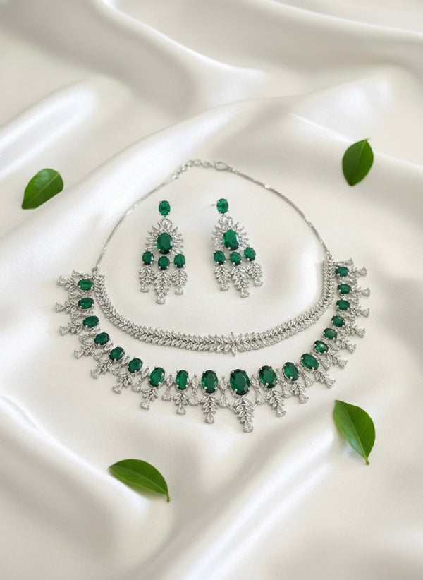 Lustre AD Necklace (Green)