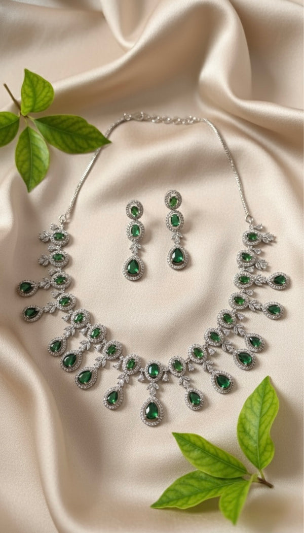 Shimmer AD Necklace (Green)