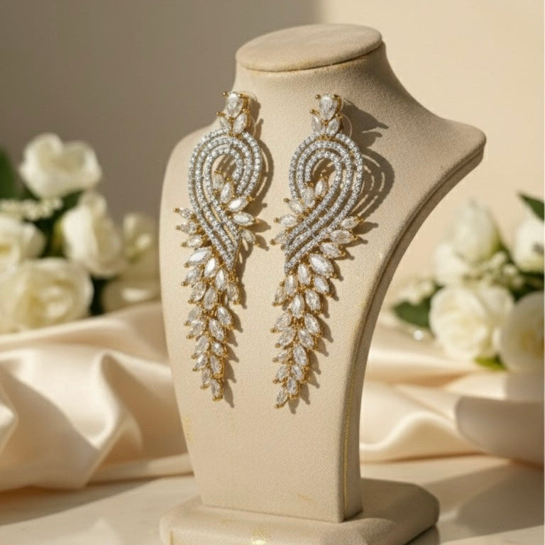 Lusture AD Earrings (Golden)