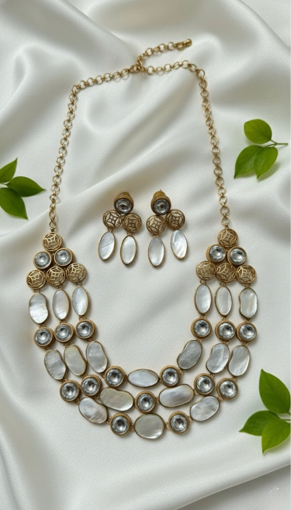 Zeen Kundan Necklace