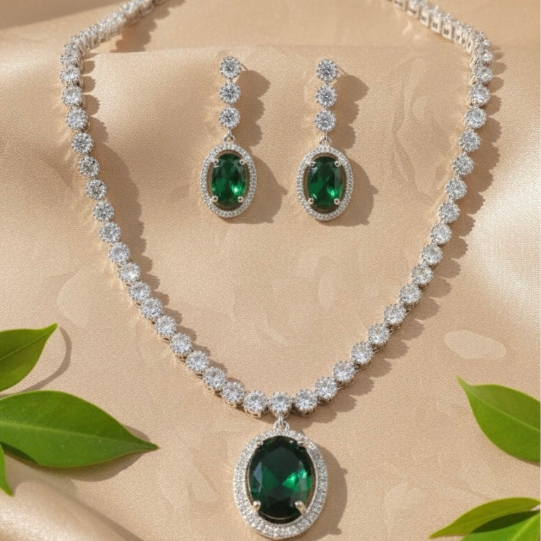 Regal Solitaire AD Necklace (Green)