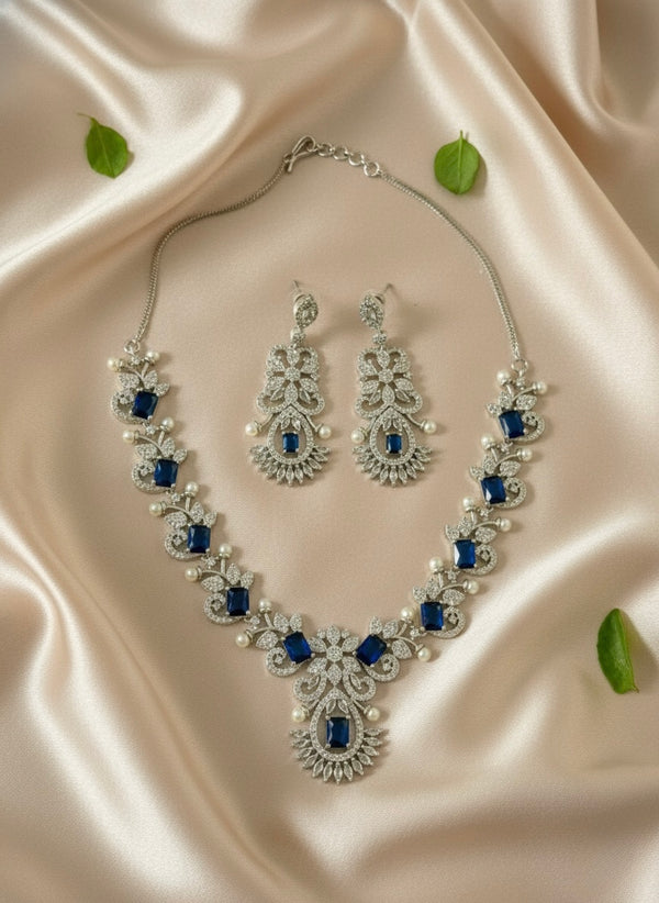 Lush AD Necklace (Blue)