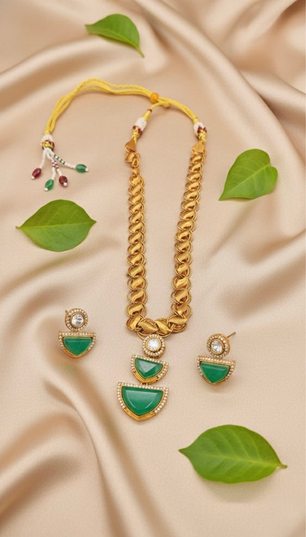 Diora AD Necklace (Green)