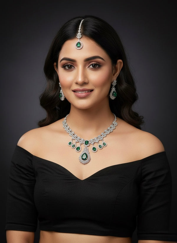 Diva AD Necklace (Green)