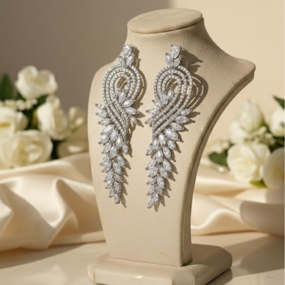 Lusture AD Earrings (Silver)