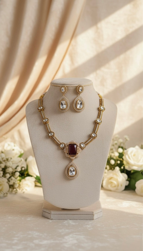 Aarvi Kundan Necklace (Wine)
