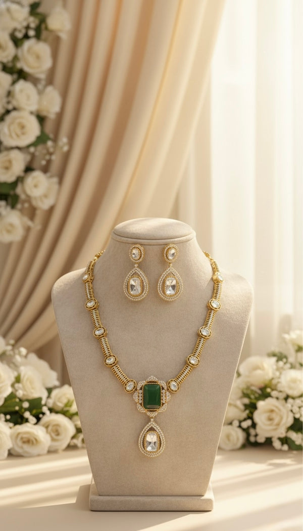 Aarvi Kundan Necklace (Green)