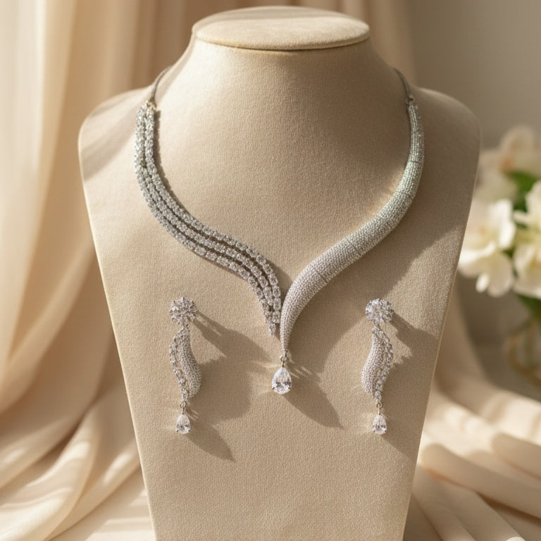 Classy AD Necklace (Silver)