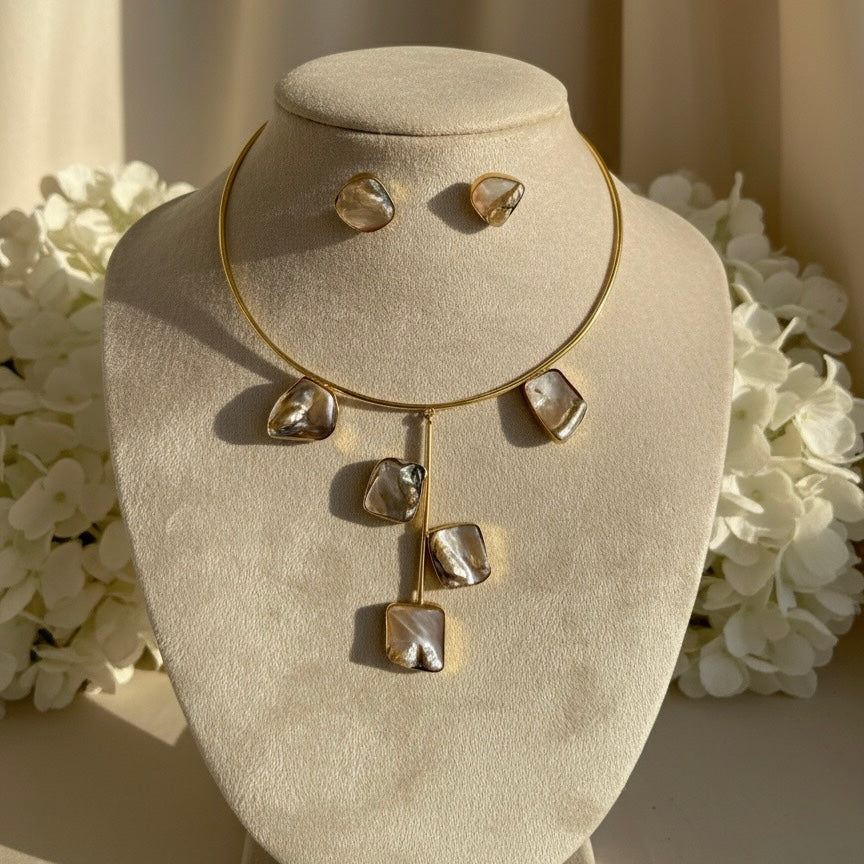 Nova Hasli Necklace