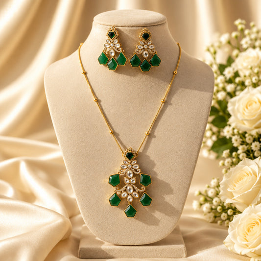 Aarshiya Chain Kundan Necklace (Green)