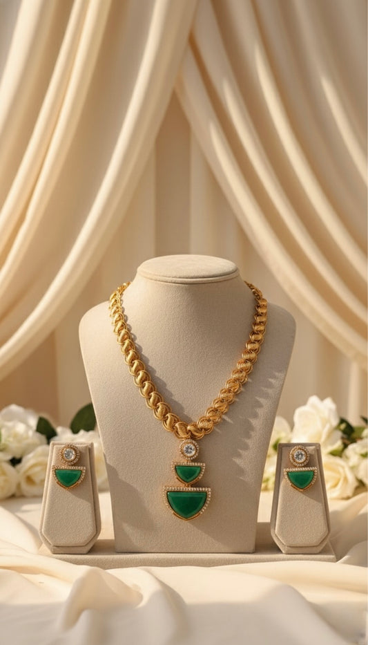 Diora AD Necklace (Green)