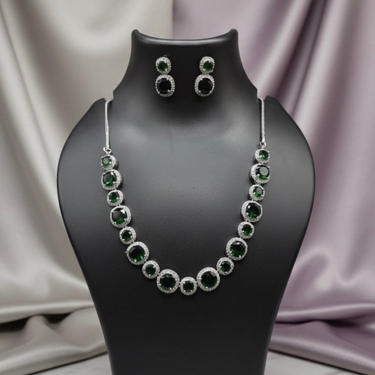 Royale Glow AD Necklace (Green)