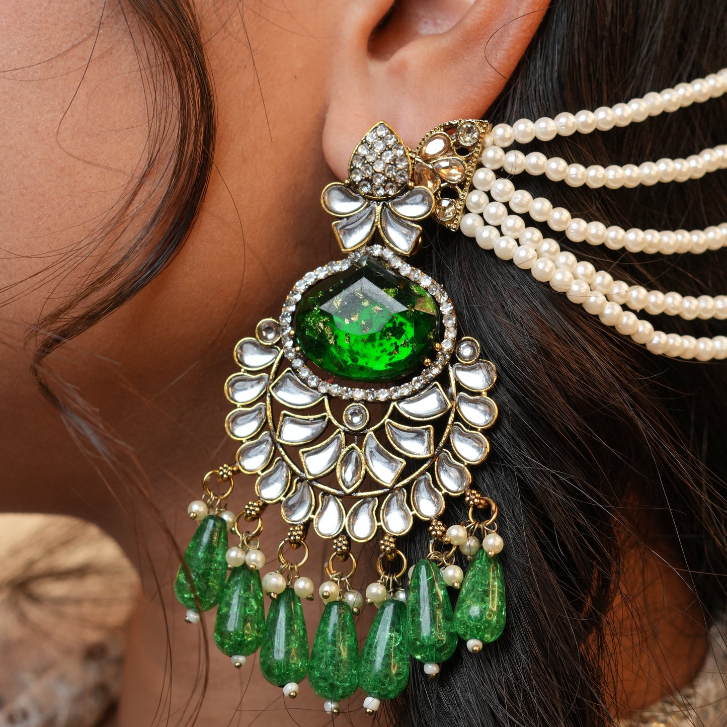 Meena Chain Earrings (Green)