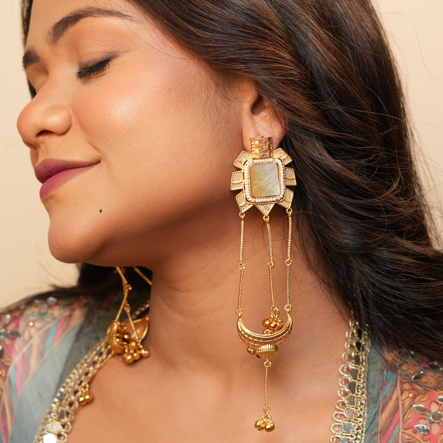 Zehra Kashmiri Earrings (White)