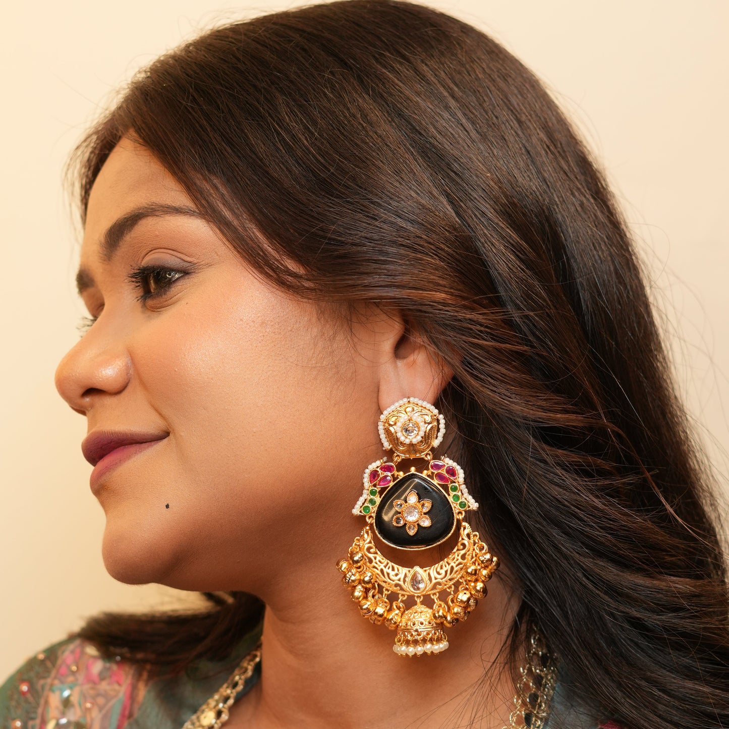 Kashvi Kashmiri Earrings (Black)