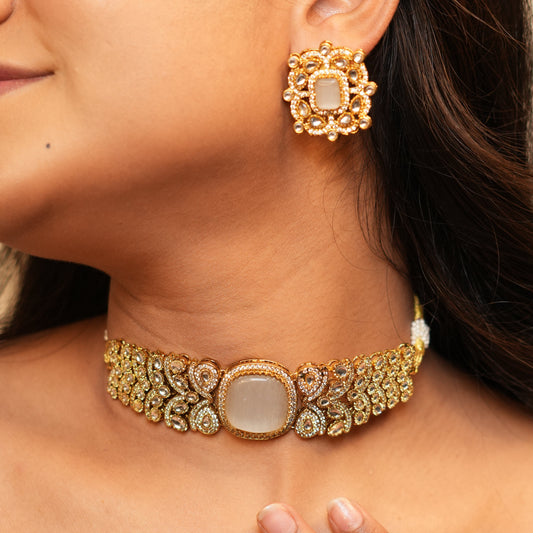 Maira Chokar Necklace (White)