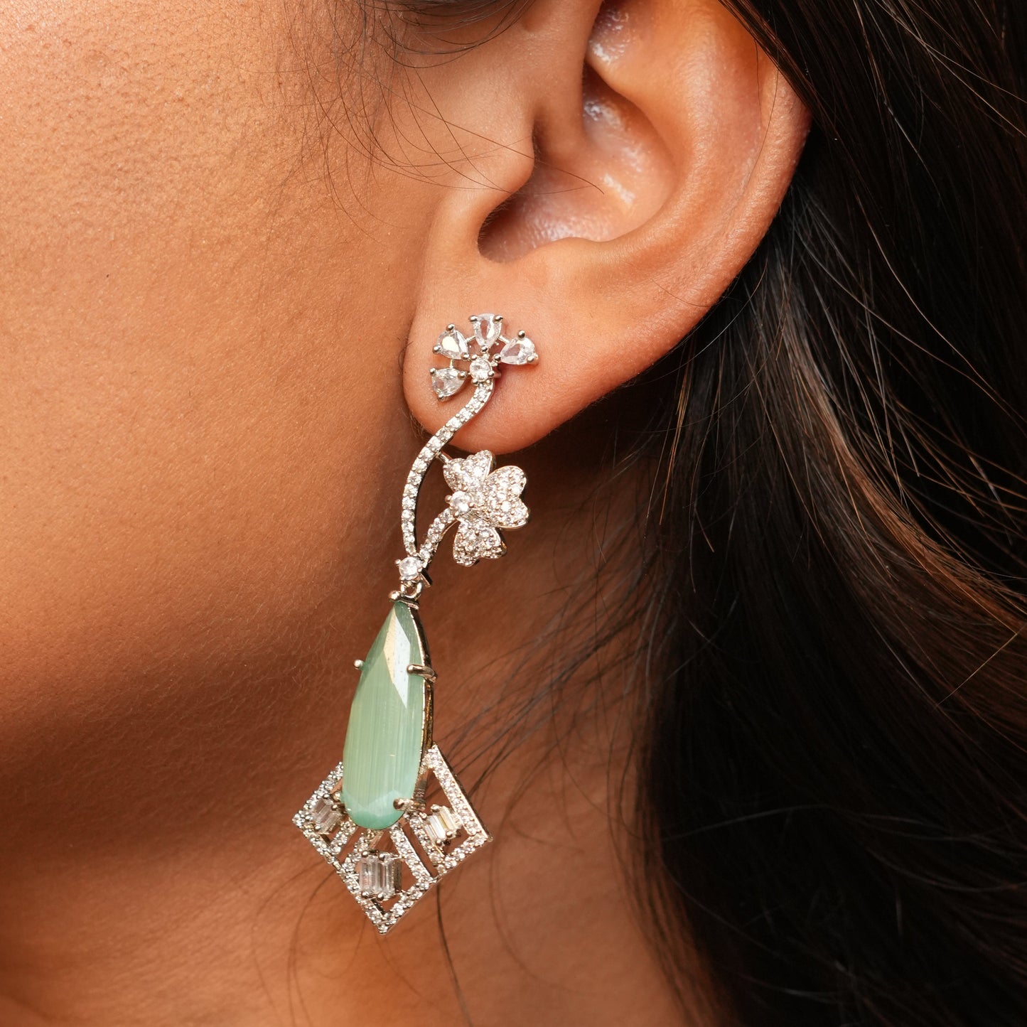 Aster AD Earrings (Mint Green)