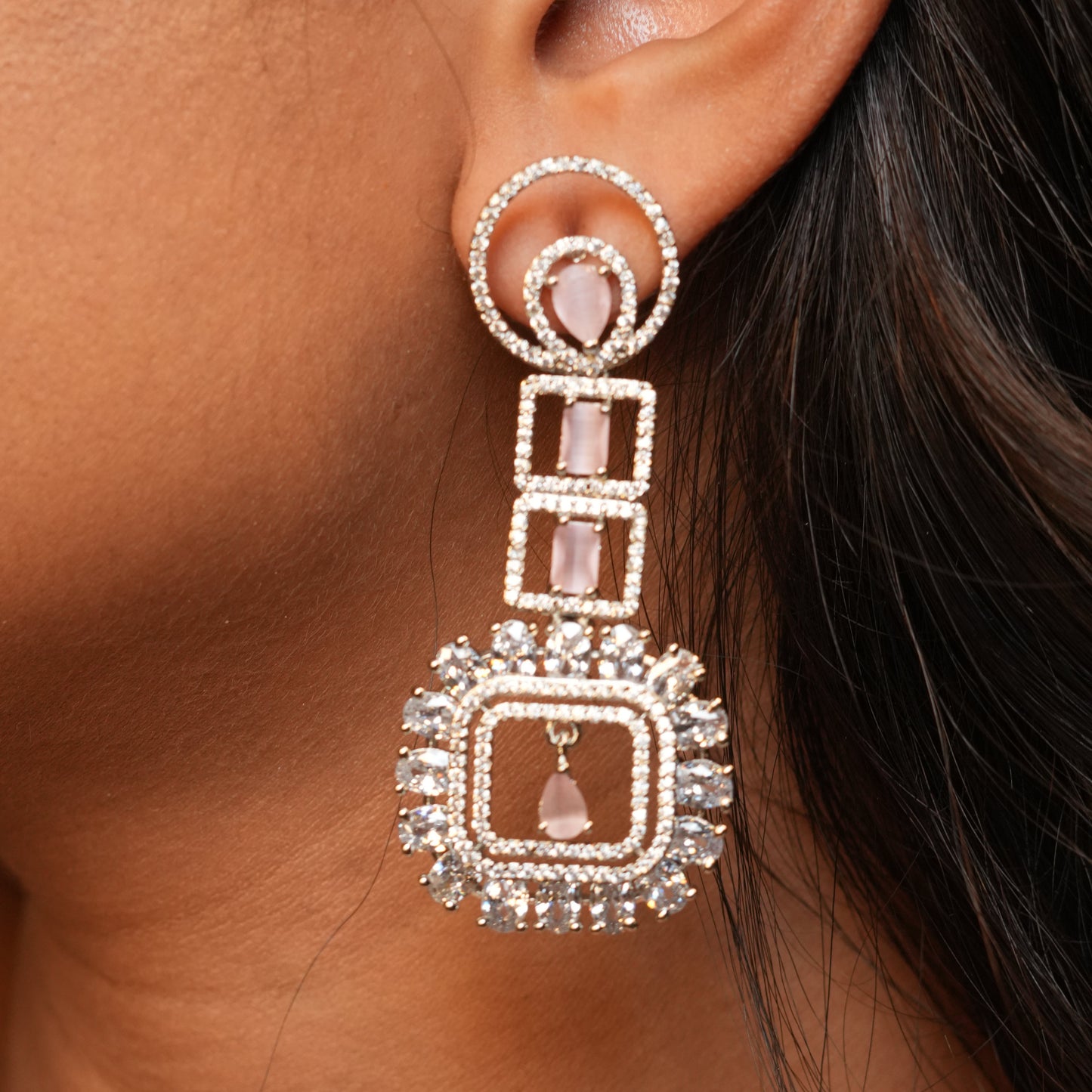 Diva AD Earrings (Pink)