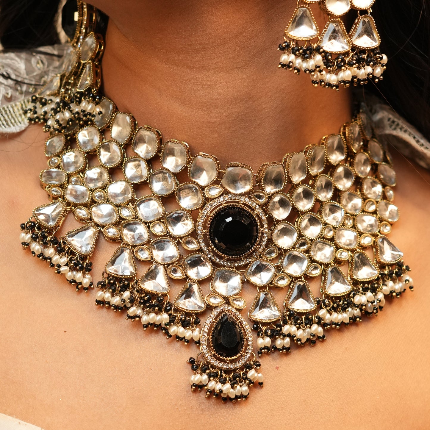 Amarya Bridal Necklace (Black)
