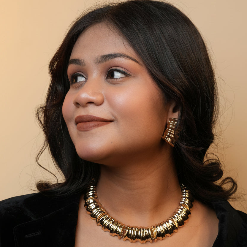 Elara Necklace