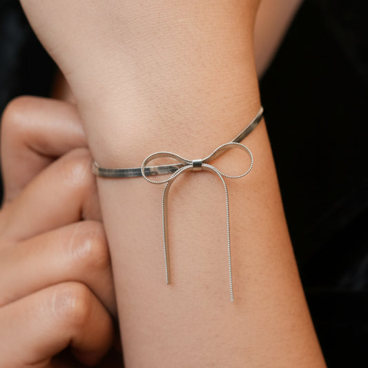 Bow Braclet (Silver)
