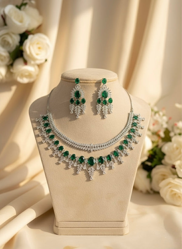 Lustre AD Necklace (Green)