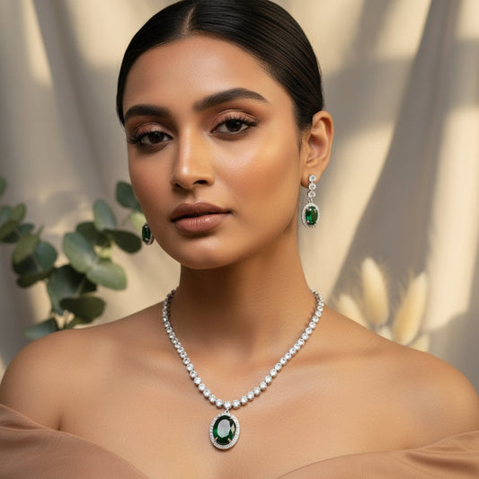 Regal Solitaire AD Necklace (Green)