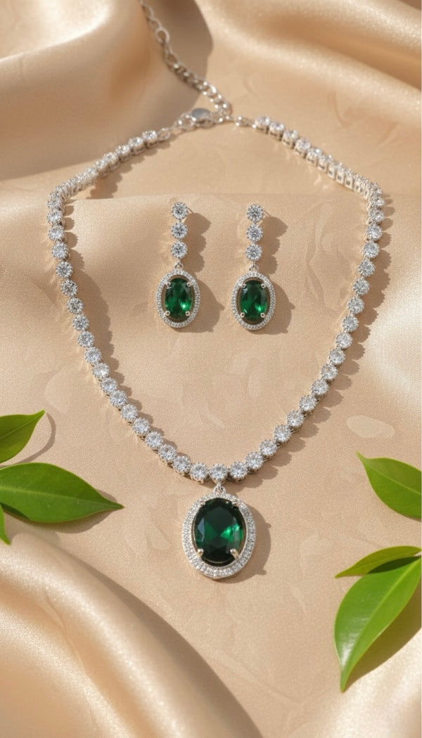 Regal Solitaire AD Necklace (Green)