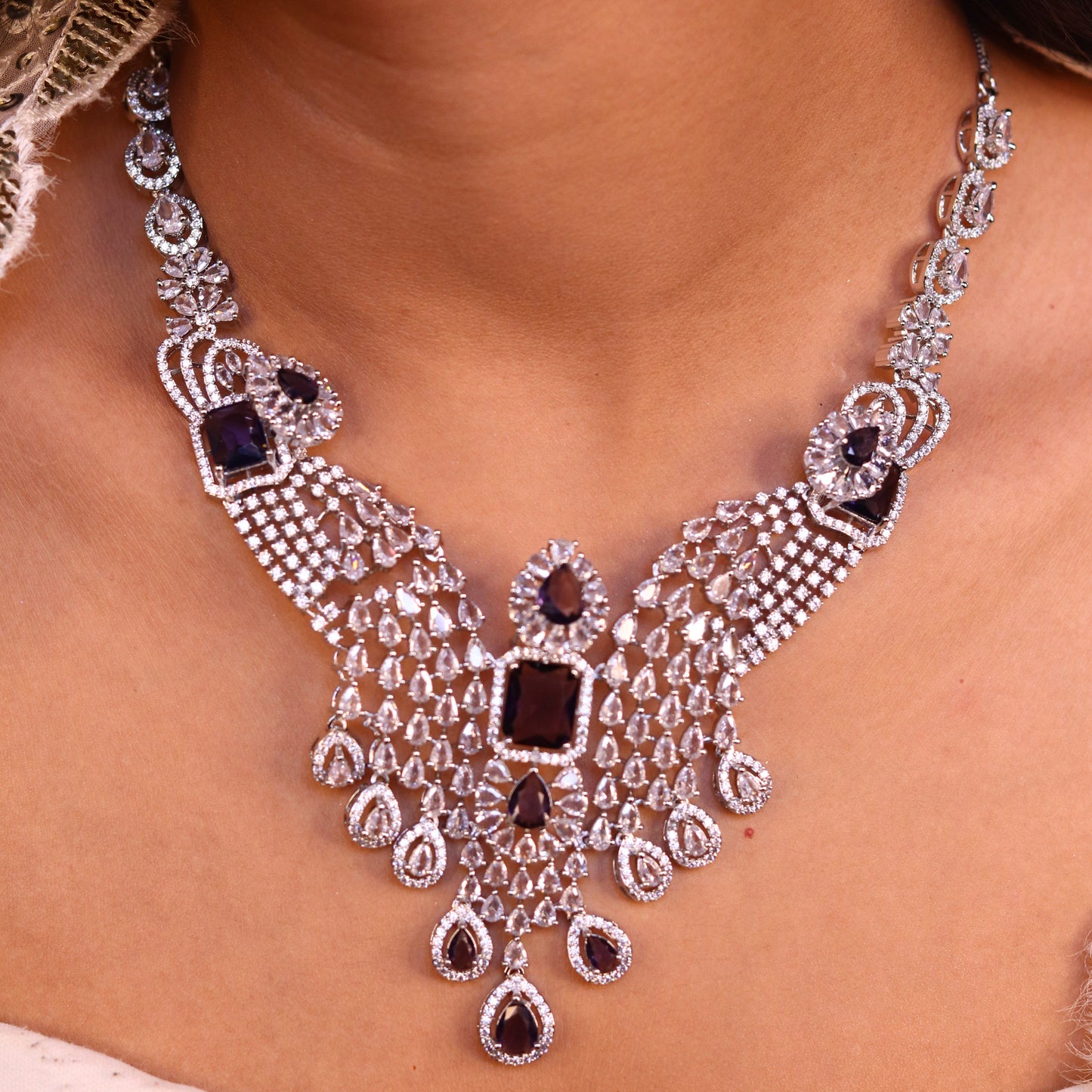 Ocean Mist AD Necklace Purple)