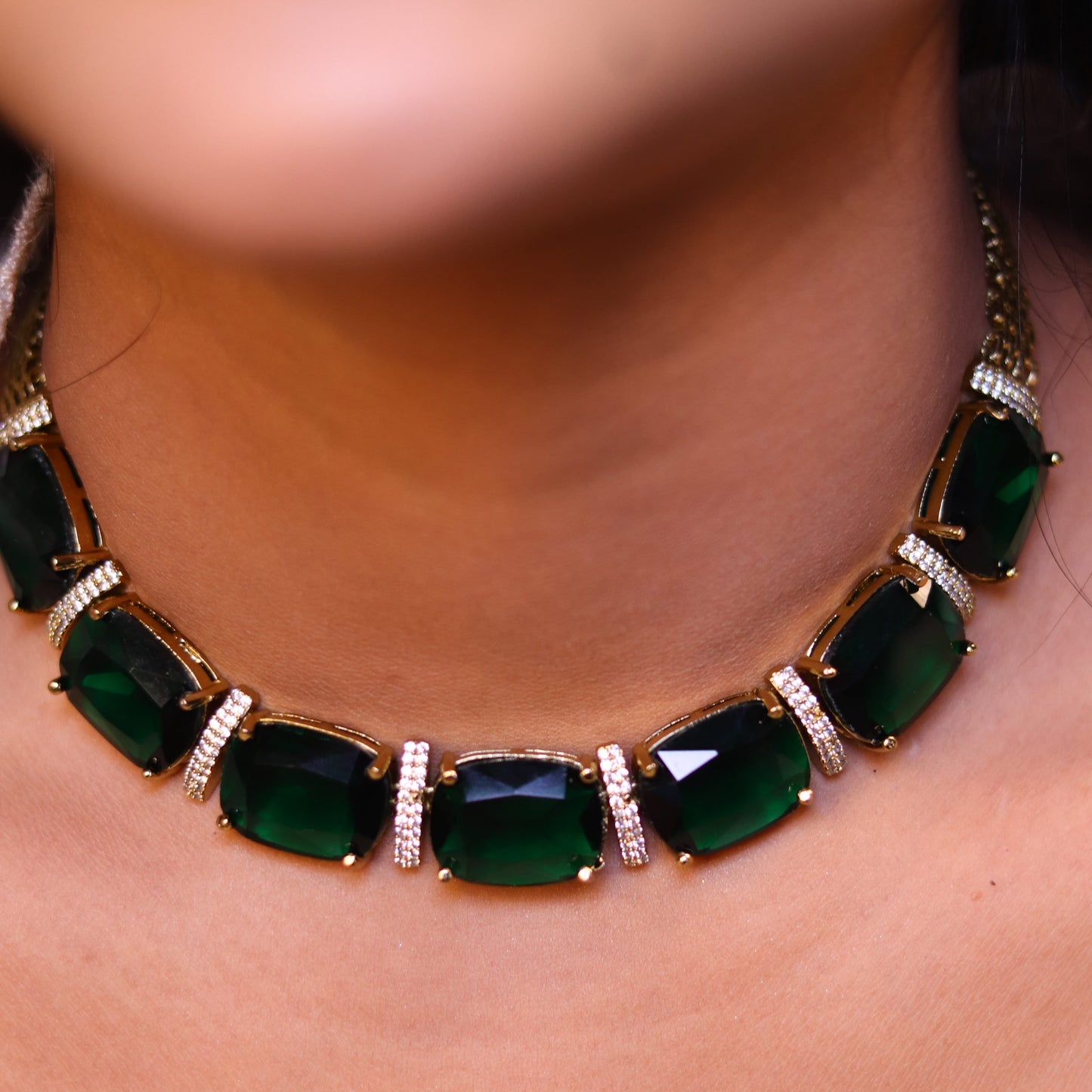Royal Edge AD Necklace (Green)