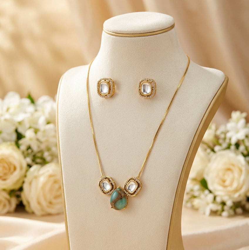 Zoya Kundan Chain Pendant Set (Light Green)