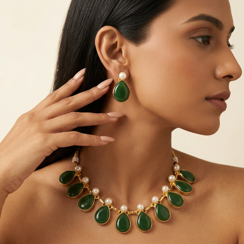Pari Stone Pearl Necklace Set (Green)