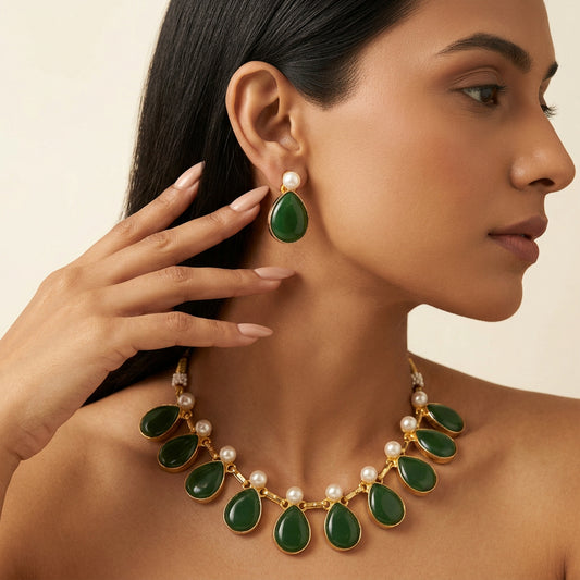 Pari Stone Pearl Necklace Set (Green)