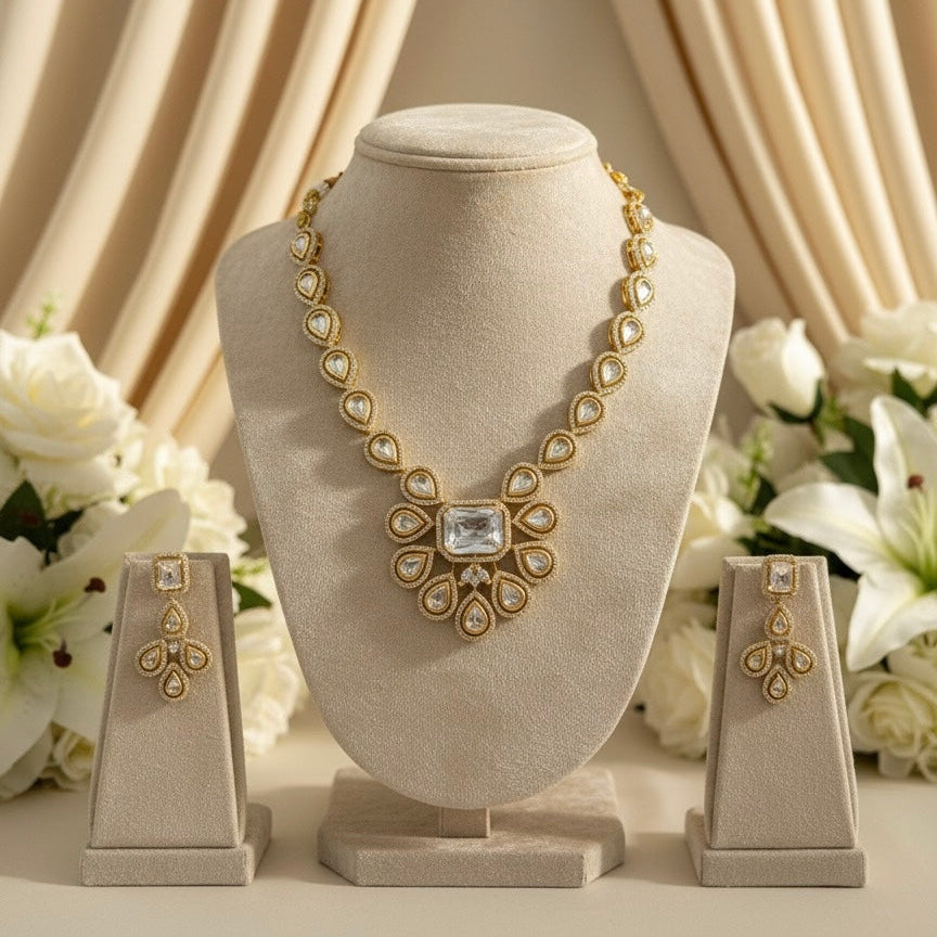 Vira Kundan Necklace (Golden)