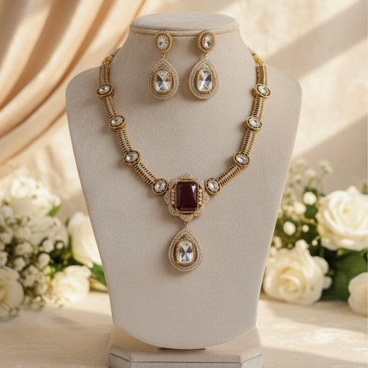 Aarvi Kundan Necklace (Wine)