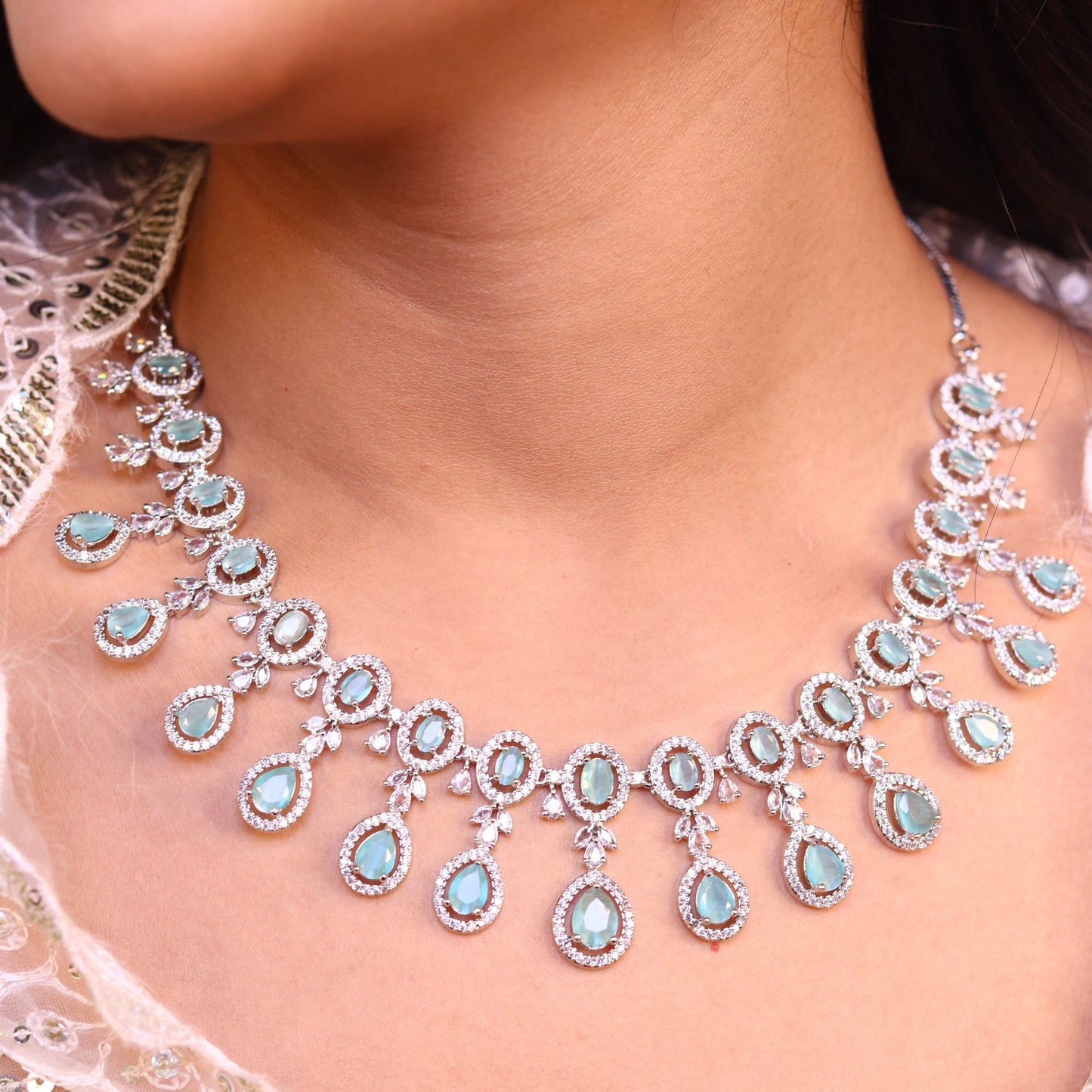 Shimmer AD Necklace (Mint Green)