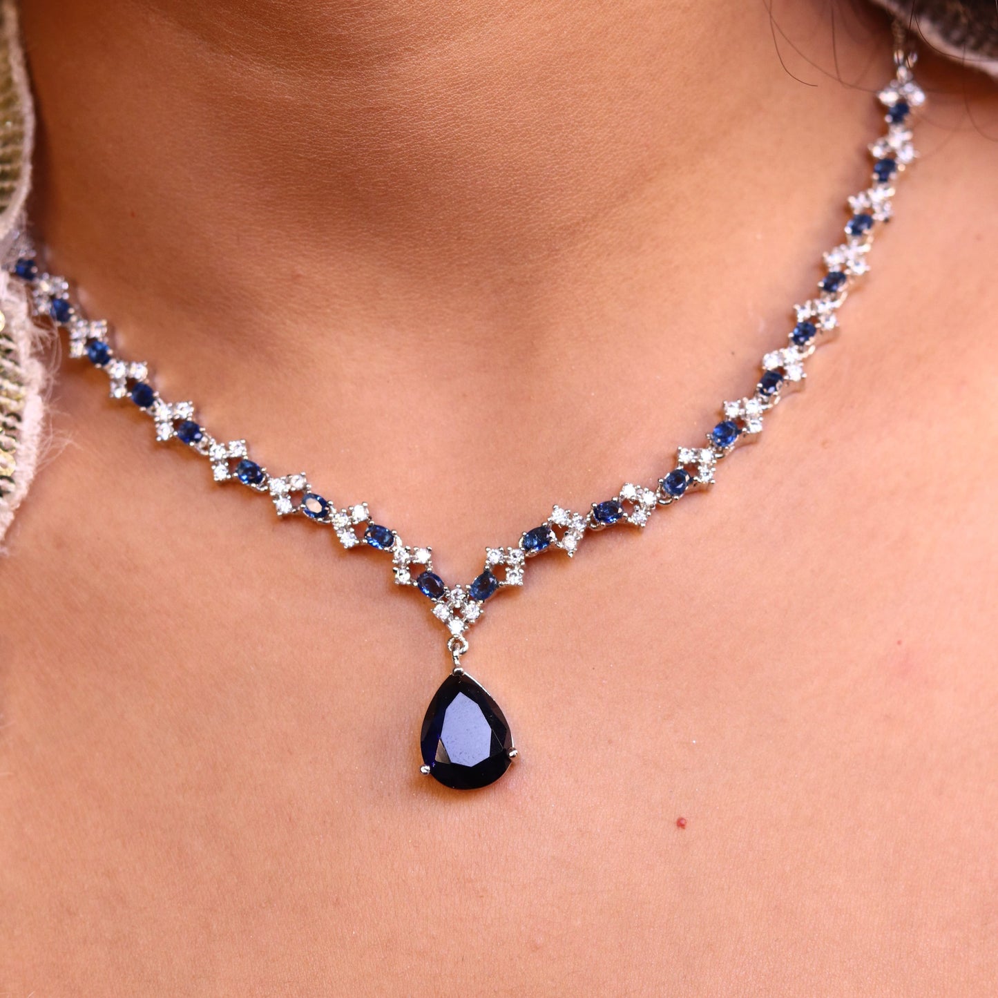 Aqua AD Necklace (Blue)