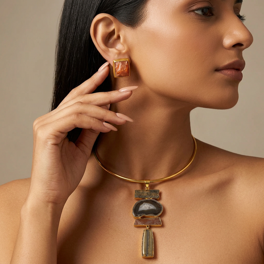 Slay Hasli Necklace Set (Multi-colour)