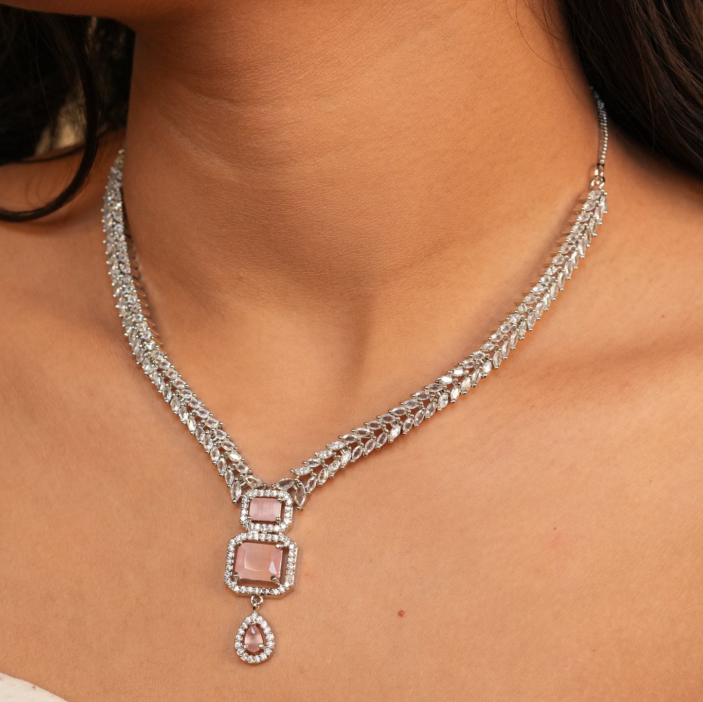 Regal Vine AD Necklace (Pink)